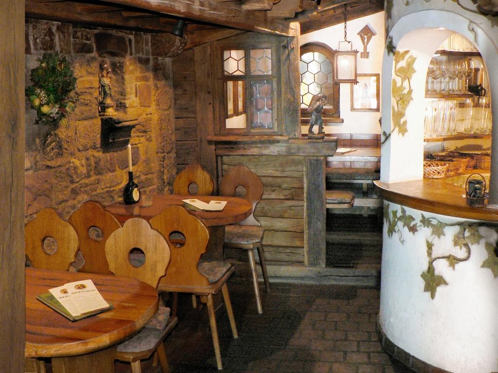 Hotel Till Eulenspiegel - Nichtrauchhotel - Garni Würzburg Eksteriør billede