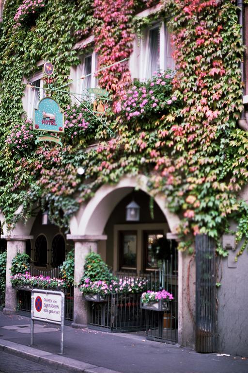 Hotel Till Eulenspiegel - Nichtrauchhotel - Garni Würzburg Eksteriør billede