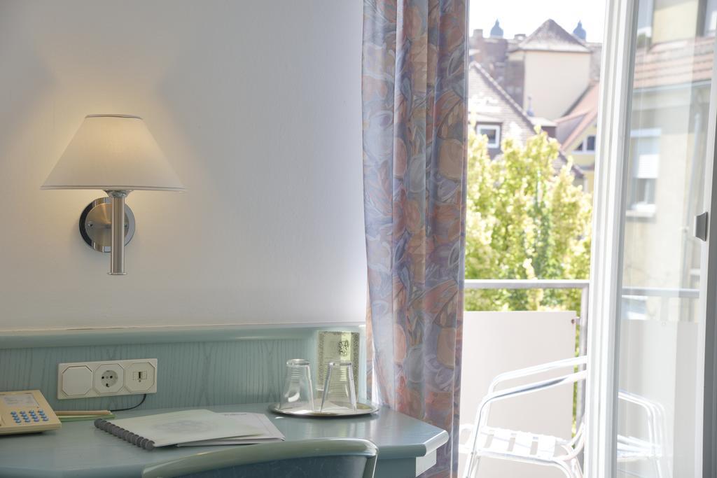 Hotel Till Eulenspiegel - Nichtrauchhotel - Garni Würzburg Eksteriør billede