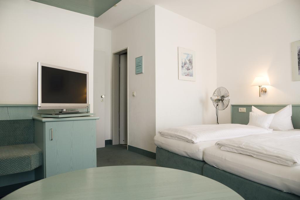 Hotel Till Eulenspiegel - Nichtrauchhotel - Garni Würzburg Eksteriør billede