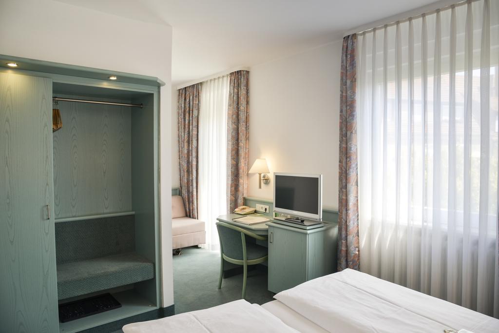 Hotel Till Eulenspiegel - Nichtrauchhotel - Garni Würzburg Eksteriør billede